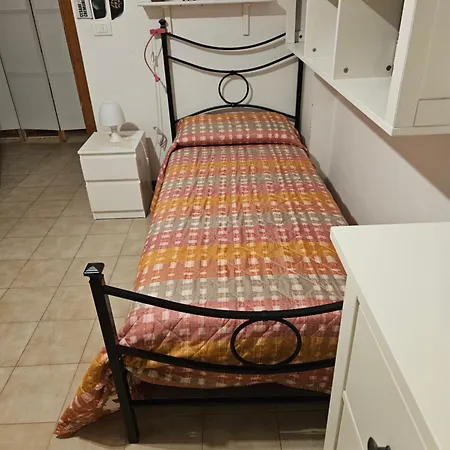 Stanza In Privato Zona San Vitale