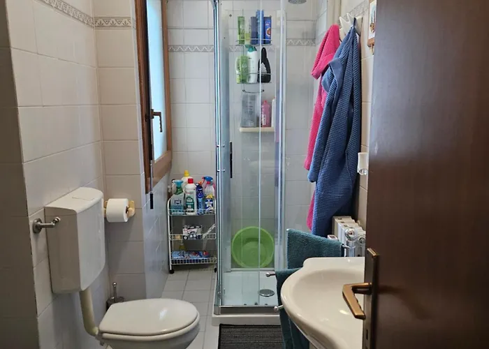 Stanza In Privato Zona San Vitale