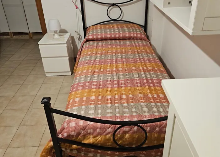 Stanza In Privato Zona San Vitale