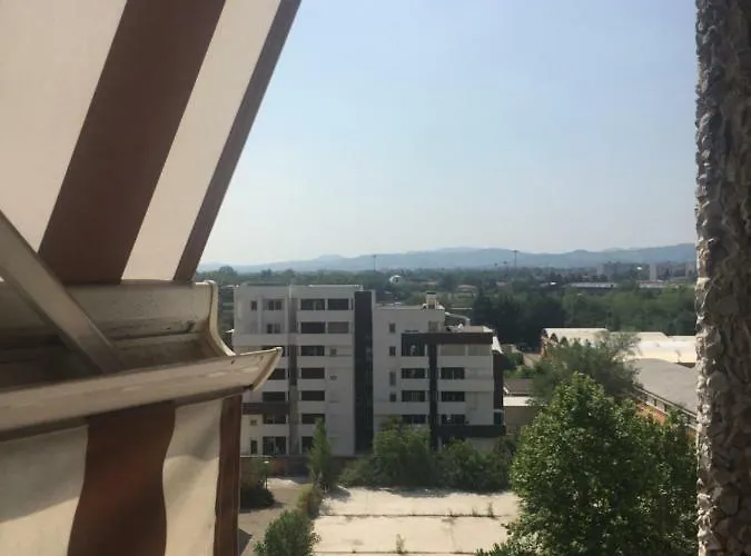 Stanza In Privato Zona San Vitale Alloggio in famiglia Bologna